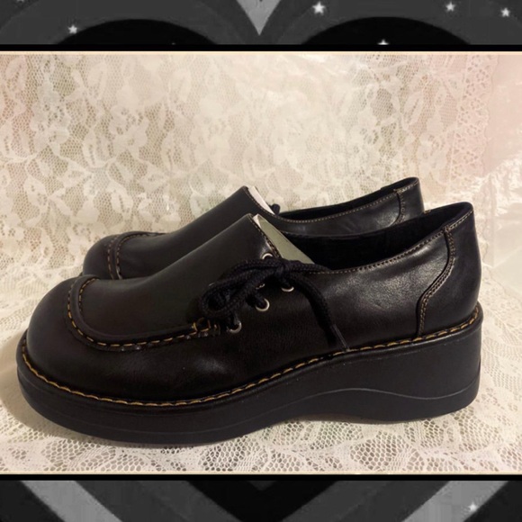 Vintage 90s Chunky Platform Loafers - Picture 3 of 3